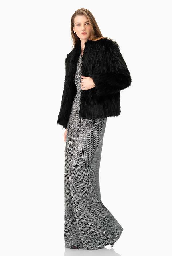 Abrigo negro de pelo sintetico