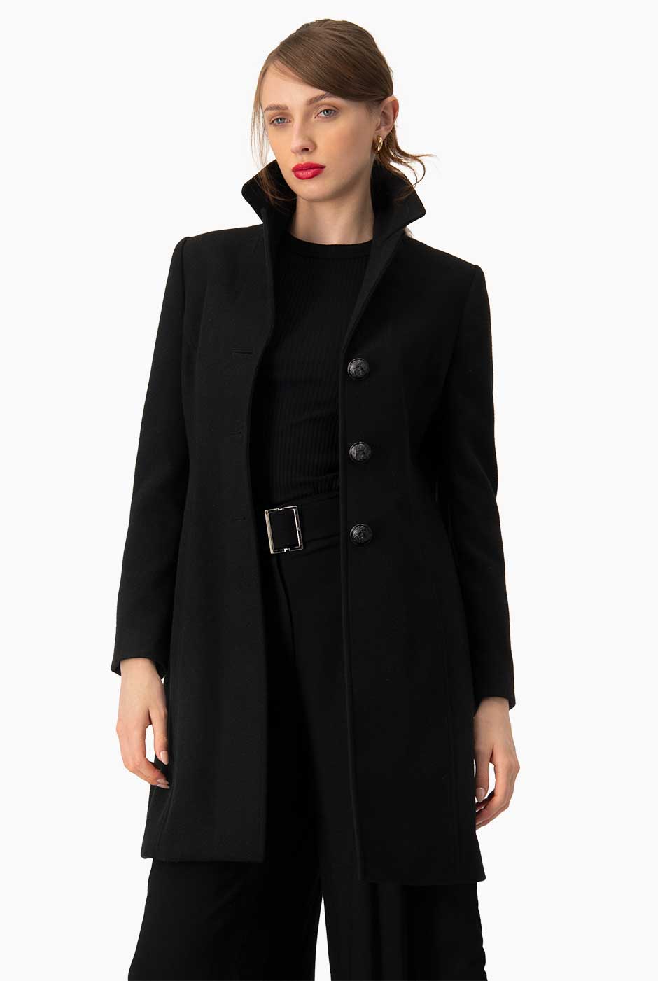 Abrigo cruzado negro con botones