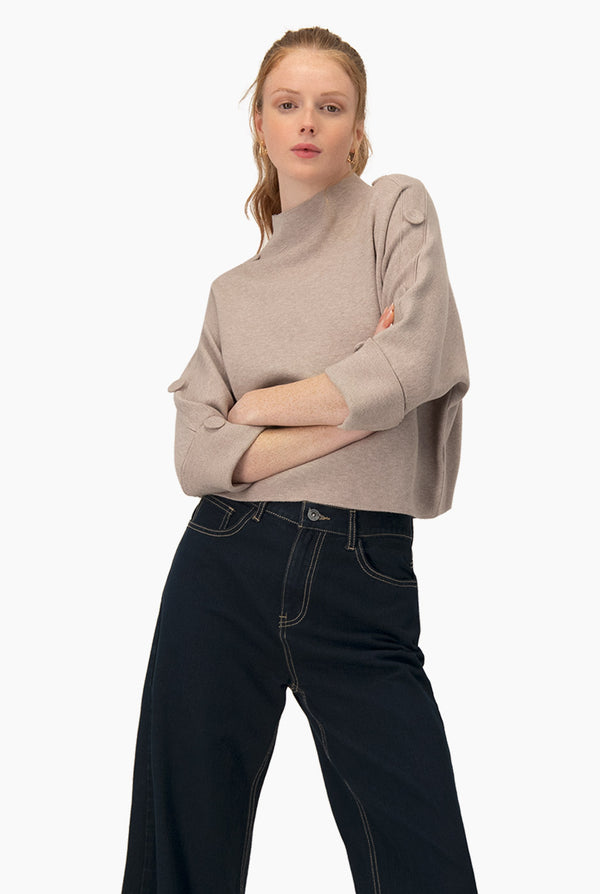 Pullover Oversized Buttons