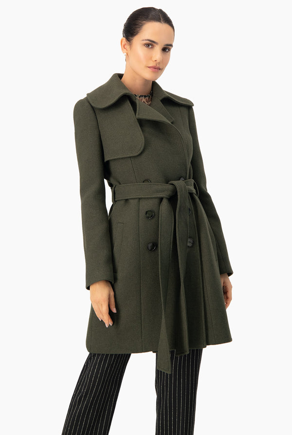 Abrigo cruzado con cinta en cintura