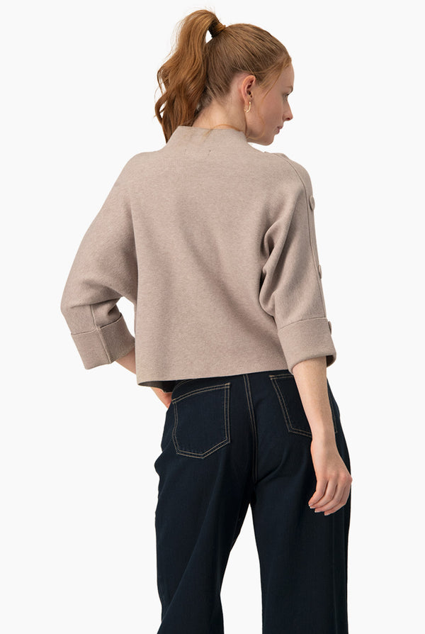 Pullover Oversized Buttons