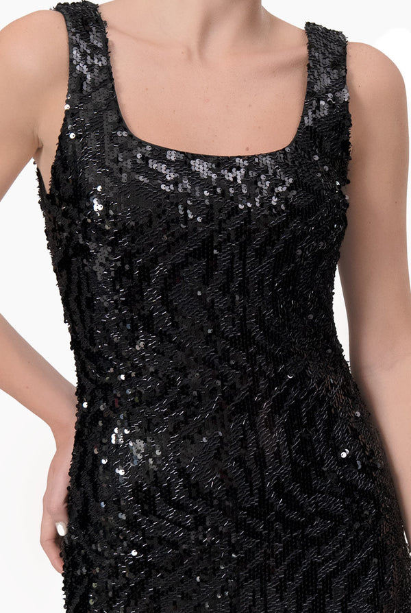 Vestido largo con abertura