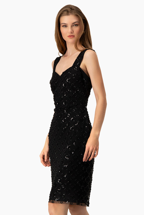 Vestido corto de tirantes