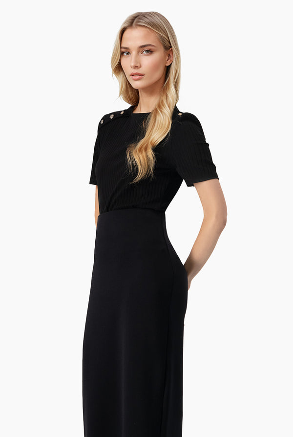 Blusa negra cuello redondo