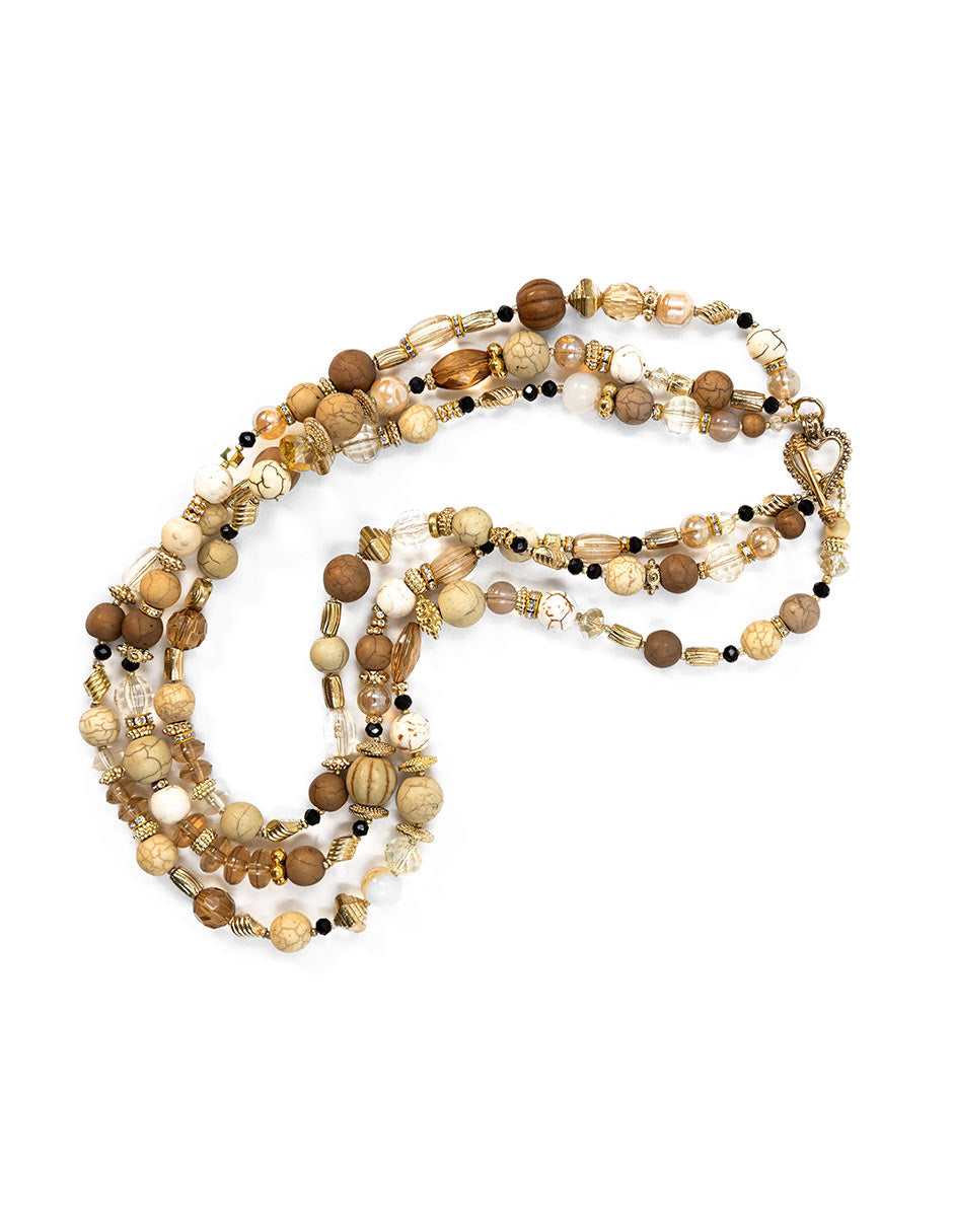 Collar 3 capas beige con abalorios tierra y dorados