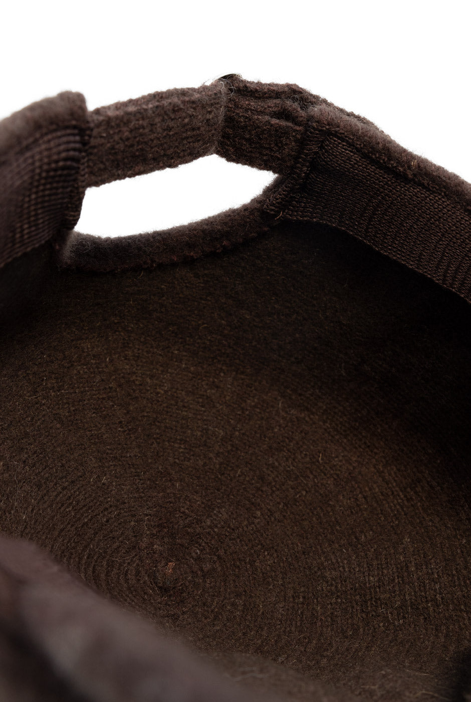 Gorra de lana ajustable en color chocolate
