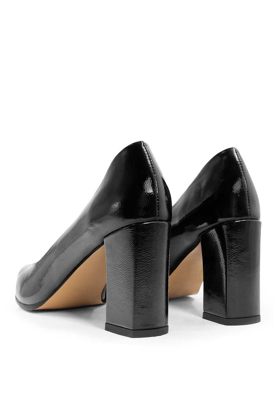 Zapatilla Glossy negra con punta metalizada y tacón grueso