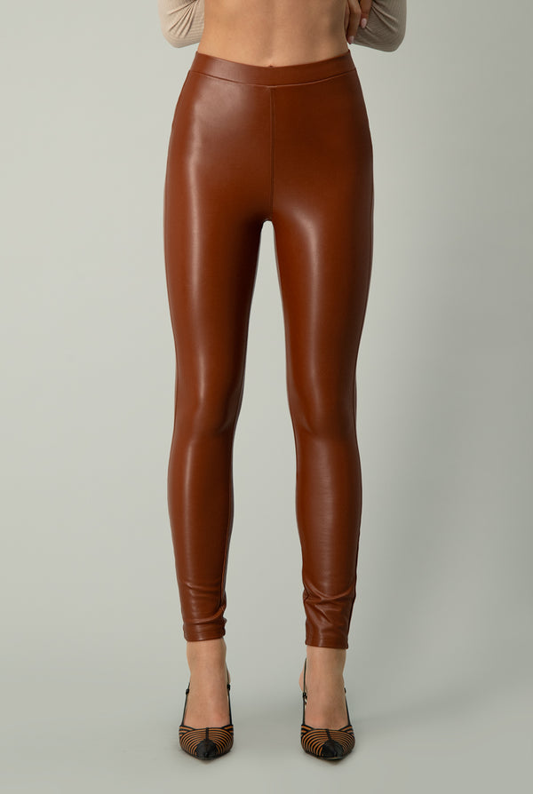 Legging Efecto PU Café Claro